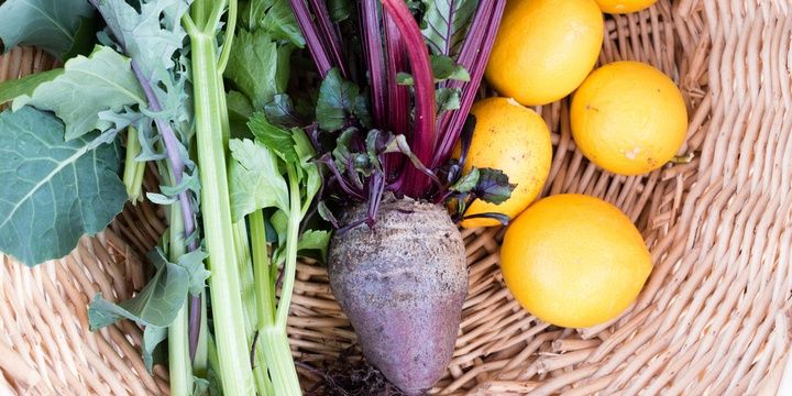 5 Uses of Lemon Juice While Preparing Food To Cook Bright Beets