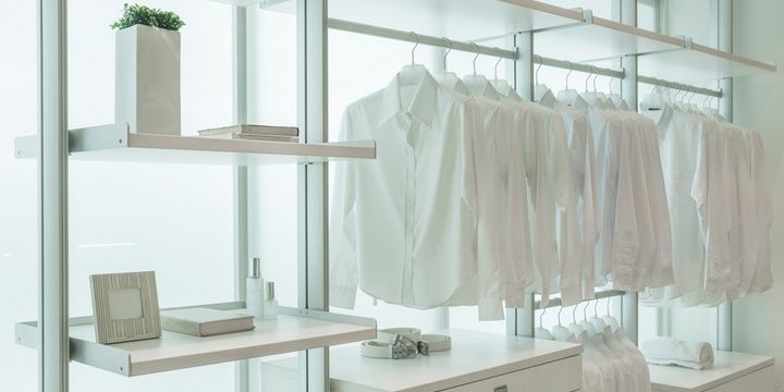 The Best Tips to Organize Your Clothing in Your Wardrobe Opt for better hangers
