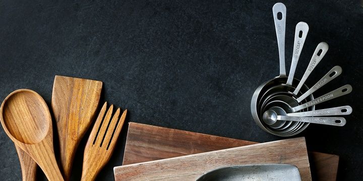 5 Reasons Why Your Breakfast Is Not Perfect Do not pour cereal from the box