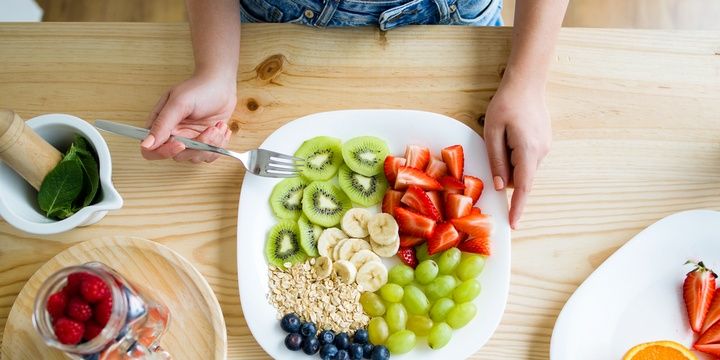 7 Steps toward Becoming an Impeccable Beauty Eat healthy foods