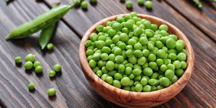 8 Foods Vegans Eat When They Wish to Lose Weight Green peas