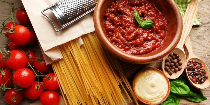 6 Processed Products to Avoid If Non-Organic Pasta Sauce