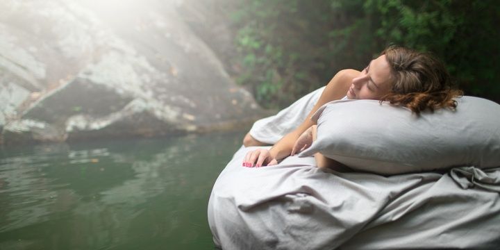7 Effective Ways to Get a Full and Relaxing Sleep Keeping Quiet