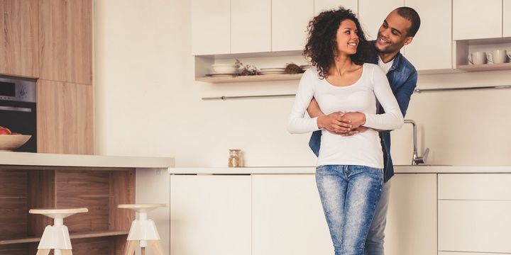 6 Things You Should Do to Arrange an Incredible Thanksgiving Party Getting dressed