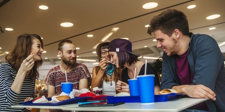 7 Safe Ways to Enjoy Unhealthy Snacks While Dieting Consider Half-Portions