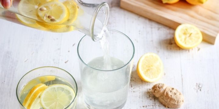 4 Smart Tips to Help You Remember to Drink More Water Additional flavors
