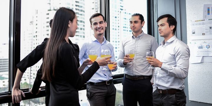 5 Tips to Help You Approach a Man Surrounded by His Buddies State your purpose