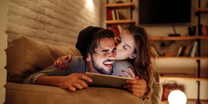 7 Different Reasons Why a Man Falls in Love Her kiss is full of passion