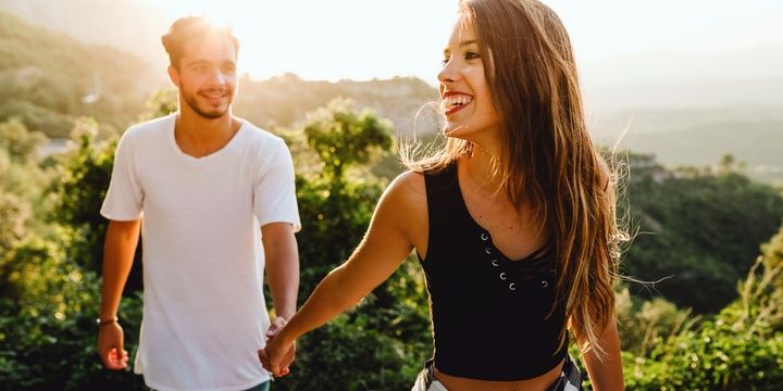 8 Things Your Man Never Does When He Is in Love with You They neglect and ignore you