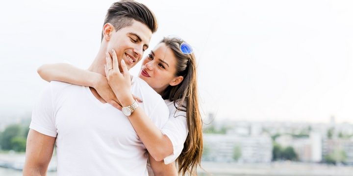 5 Symptoms of an Unhealthy Influence of Your Relationship Acne and other skin problems