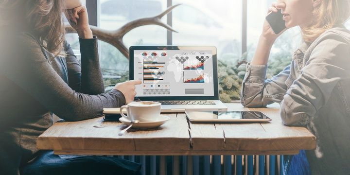 7 Habits That Make People Less Productive and Successful Technology distractions