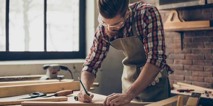 8 Signs to Tell What Your Previous Partner Feels for You Your ex is over you if he finds a new hobby