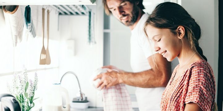 7 Things That Confident Ladies Would Never Tolerate in Their Men Your partner doesnt help with the children