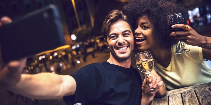 7 Topics You Can Talk about on the Very First Date Do not make the person think you are desperate
