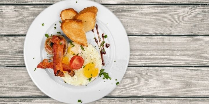 8 Foods That Your Hair Needs and Loves Eggs