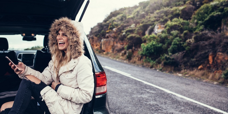 9 Special Texts You Might Receive from a Man Who Truly Loves You My friends adore you