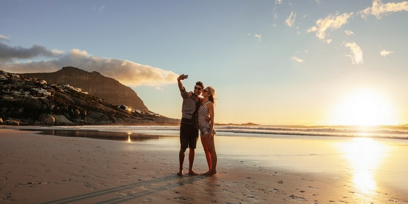 10 Things a Man Can Do to Draw Her Attention Invest enough time