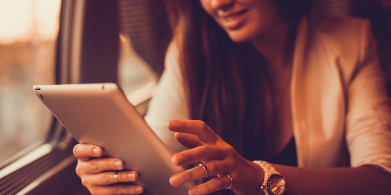 9 Special Texts You Might Receive from a Man Who Truly Loves You I hope that your day at work was great