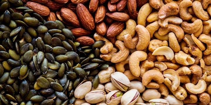8 Easy Habits That Can Make Your Life Much Longer Nuts and seeds