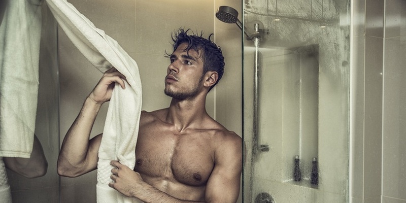 10 Things a Man Can Do to Draw Her Attention Perfectly clean and tidy