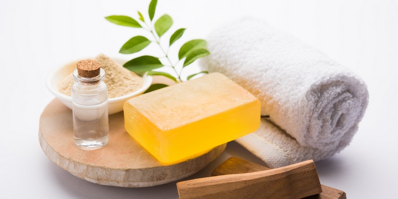 9 Beauty Tips from Beautiful Indian Ladies Multani Mitti For Impecable Skin