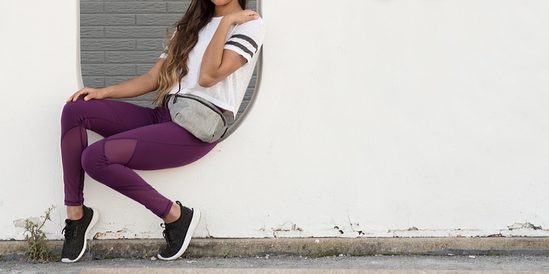 9 Extremely Important Things Every Travelling Woman Needs Fanny pack