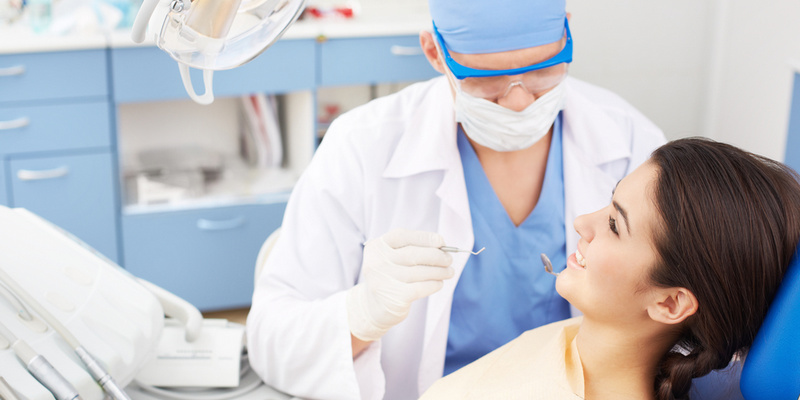 6 Negative Symptoms Experienced by People with Dental Implants Tooth Discomfort and Radiating Pain